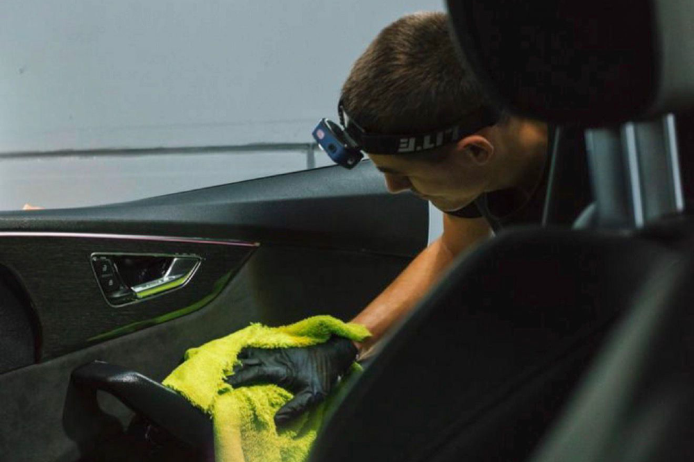 Full-Car-Detailing-Image-10